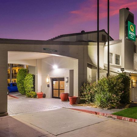 Quality Inn Tulsa Central Exterior foto