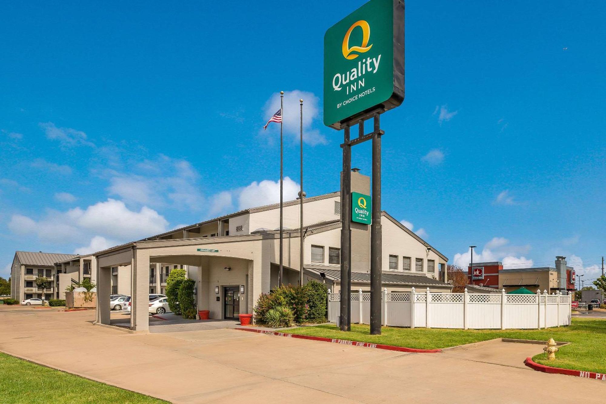 Quality Inn Tulsa Central Exterior foto